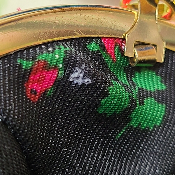 ๐ง Hold my CUPCAKE & watch THiS! Betsey Johnson kitsch kawaii cute clutch purse! - Picture 14 of 16